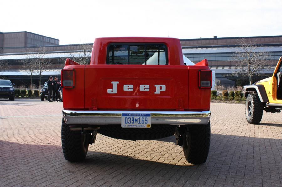 Jeep JC-12 Concept 2012 года  (фото 6 из 17)